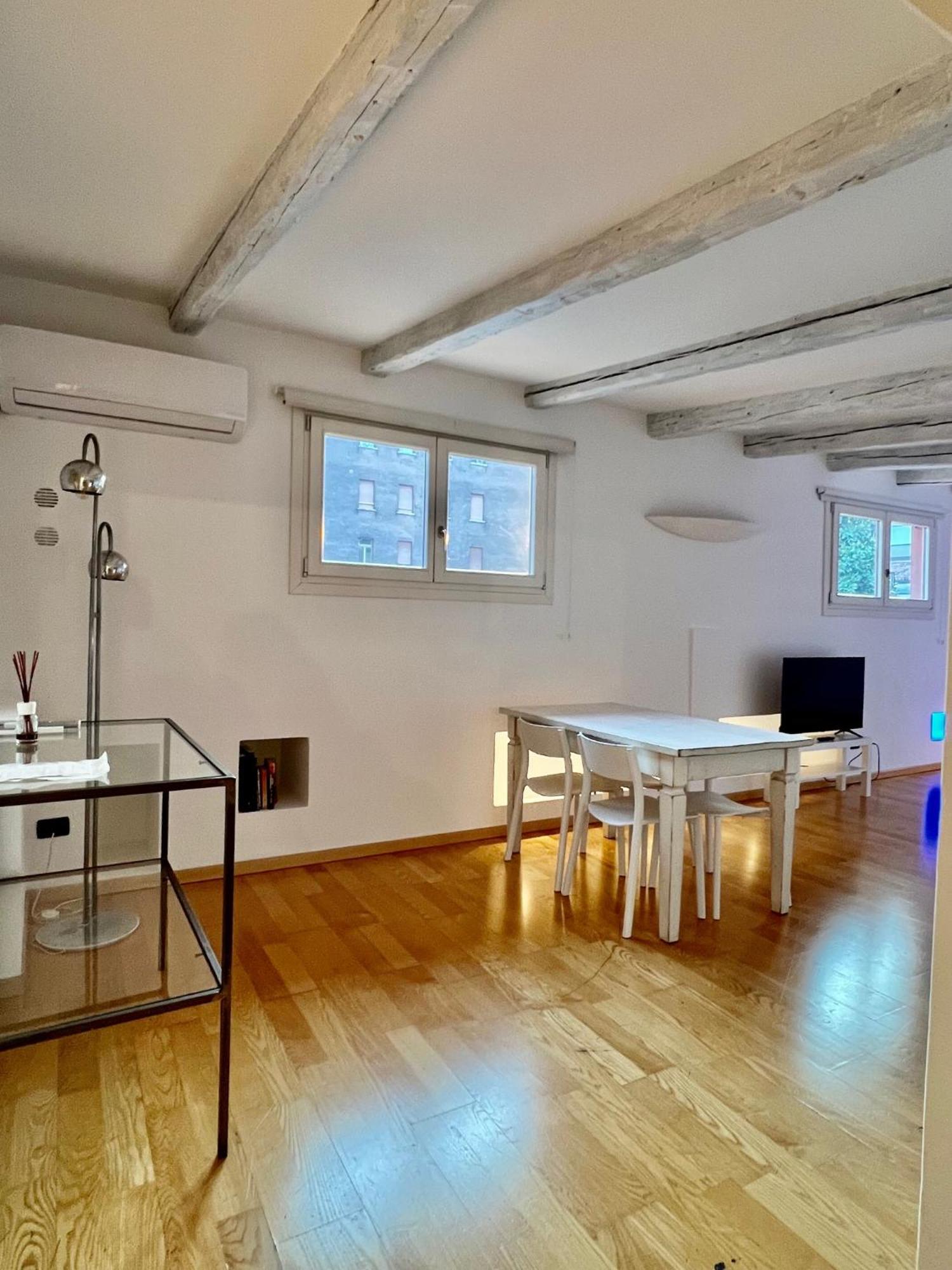 Legrenzi Rooms Местре Экстерьер фото
